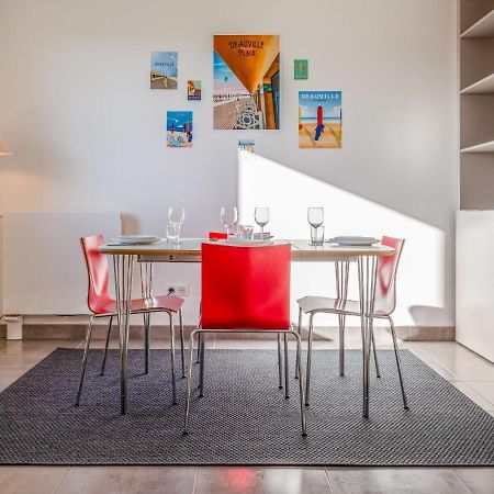Apartment Les Arts-2 By Interhome Deauville Bagian luar foto