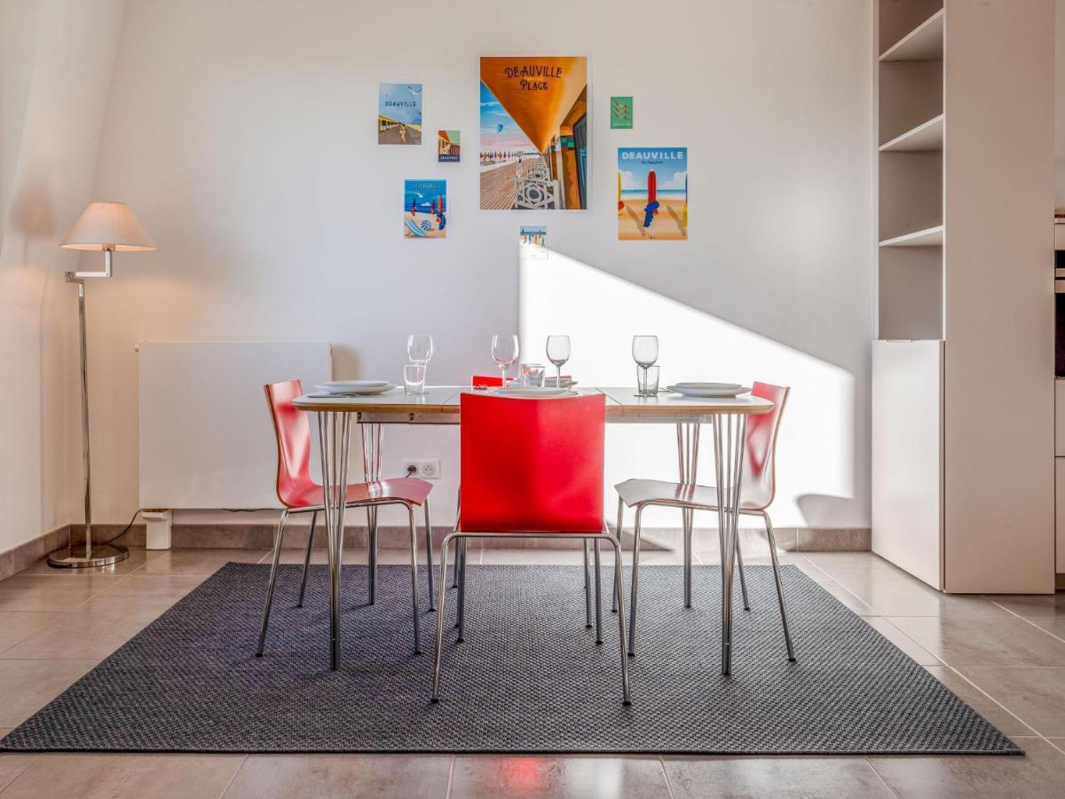 Apartment Les Arts-2 By Interhome Deauville Bagian luar foto